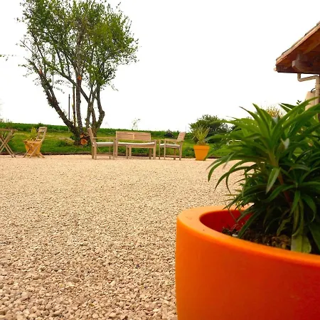 La Maison Pop-70's-spot Nature-b&b