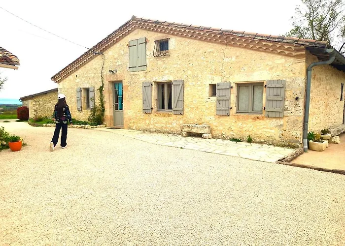 La Maison Pop-70's-spot Nature-b&b