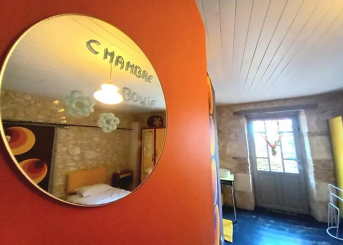 La Maison Pop-70's-spot Nature-b&b